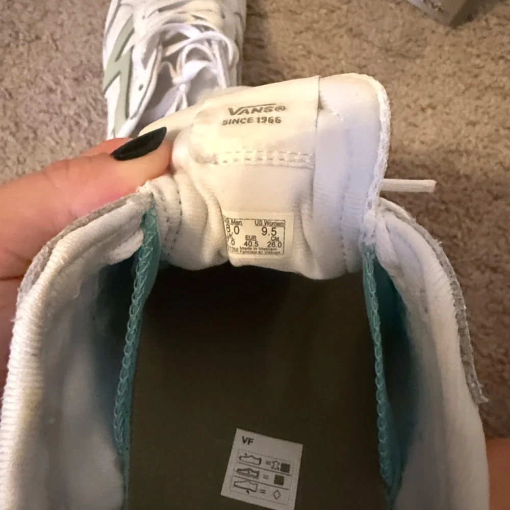 Vans Unisex Lowland White and Green Sneakers - Picture 2 of 7